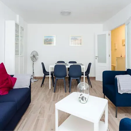 Live Inglaterra Medano Beach Apartment
